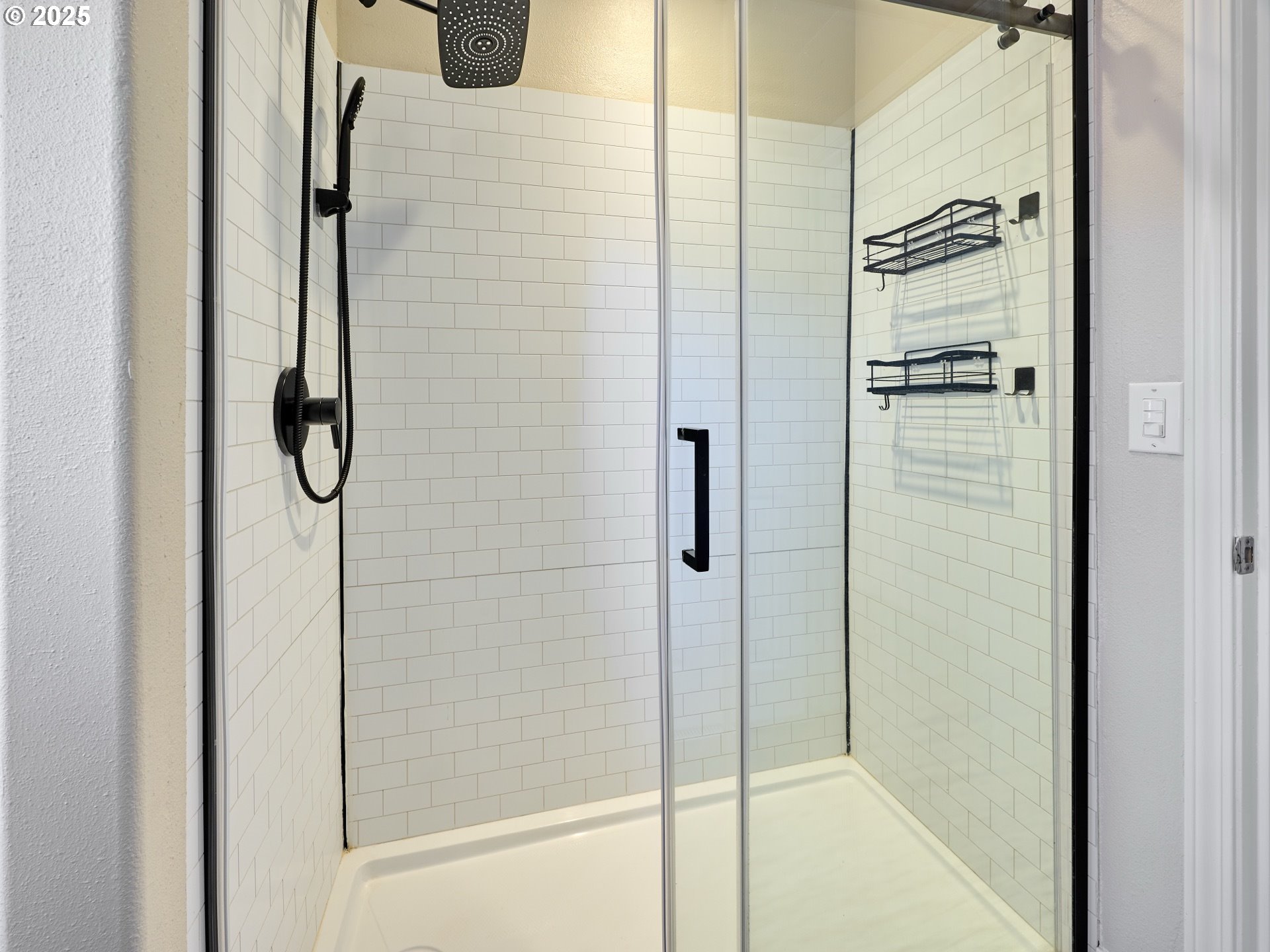 1006 Well Street Silverton, OR 97381 - Photo 16 of 35 a bathroom with a shower