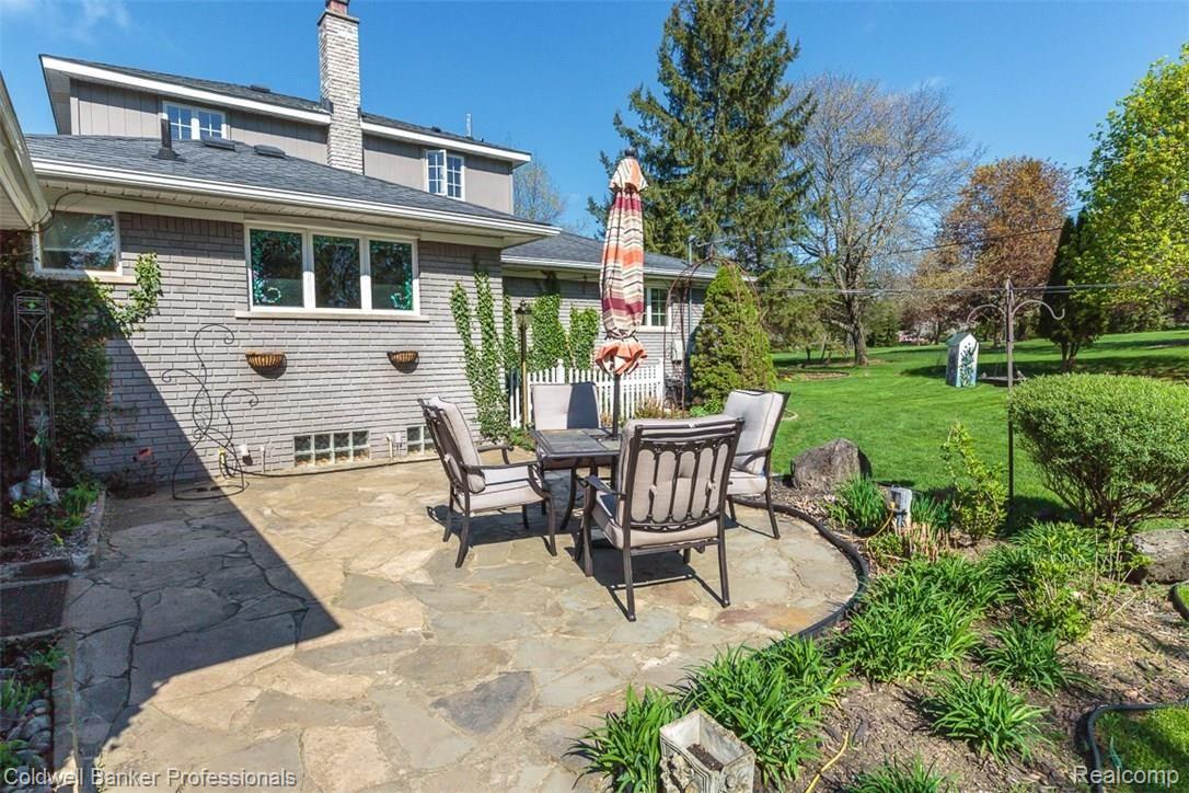 4435 Squirrel Road Bloomfield Hills, MI 48304 - Photo 6 of 35 592A9666.jpg