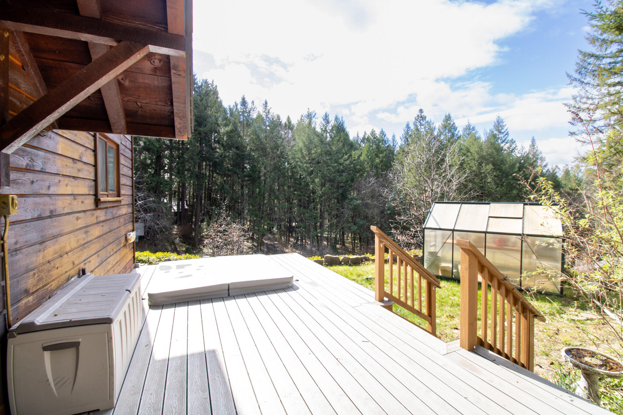 1449 Queen Of Bronze Road Cave Junction, OR 97523 - Photo 38 of 87 Back Deck