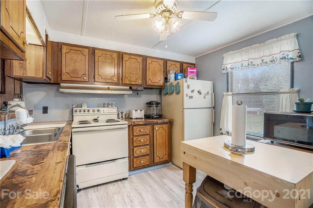 259 Humphrey Road Gastonia, NC 28052 - Photo 12 of 34 Gallery Image 12