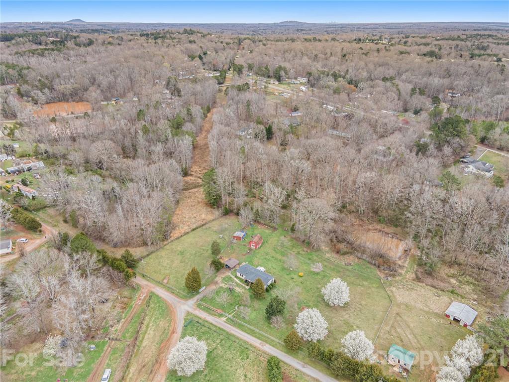 259 Humphrey Road Gastonia, NC 28052 - Photo 28 of 34 Gallery Image 28