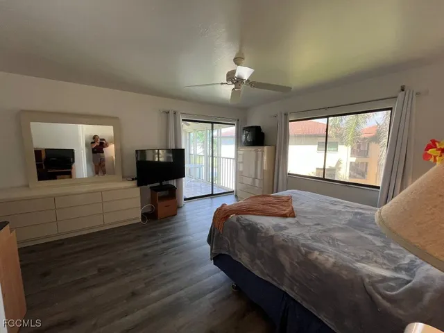 $189,500 | 11500 Caravel Circle, Unit 4028, Fort Myers, FL 33908