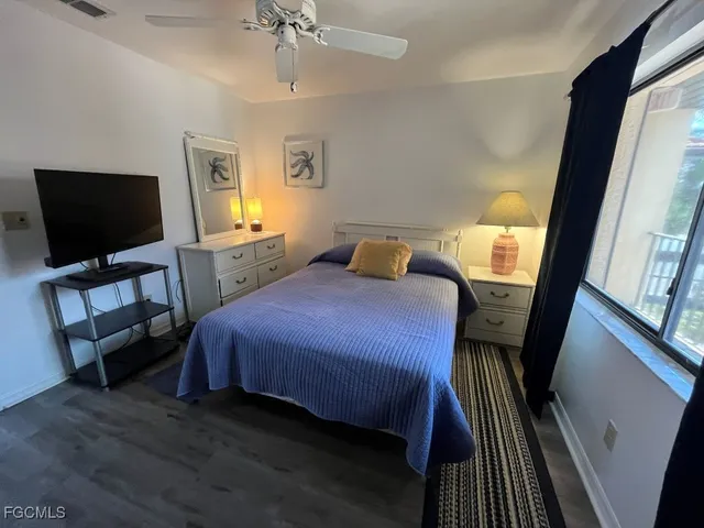 $189,500 | 11500 Caravel Circle, Unit 4028, Fort Myers, FL 33908