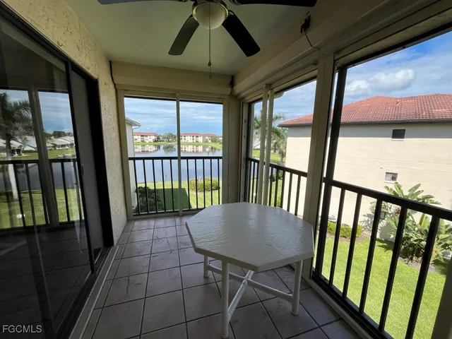 $189,500 | 11500 Caravel Circle, Unit 4028, Fort Myers, FL 33908