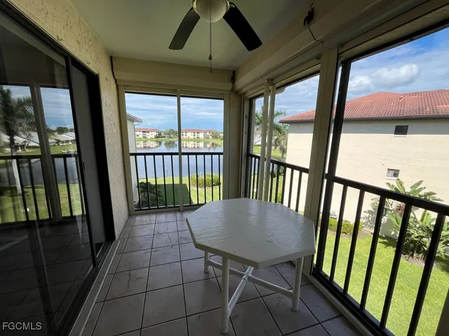 $189,500 | 11500 Caravel Circle, Unit 4028, Fort Myers, FL 33908