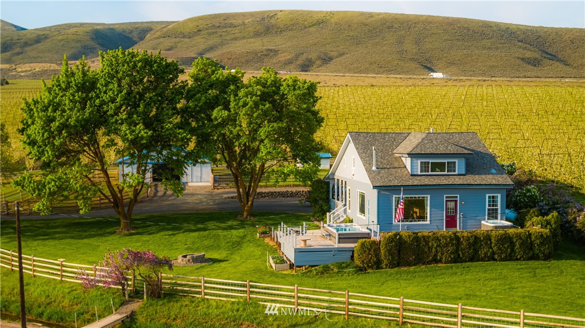 701 Perry Road Ellensburg, WA 98926 - Photo 2 of 40 Gallery Image 2