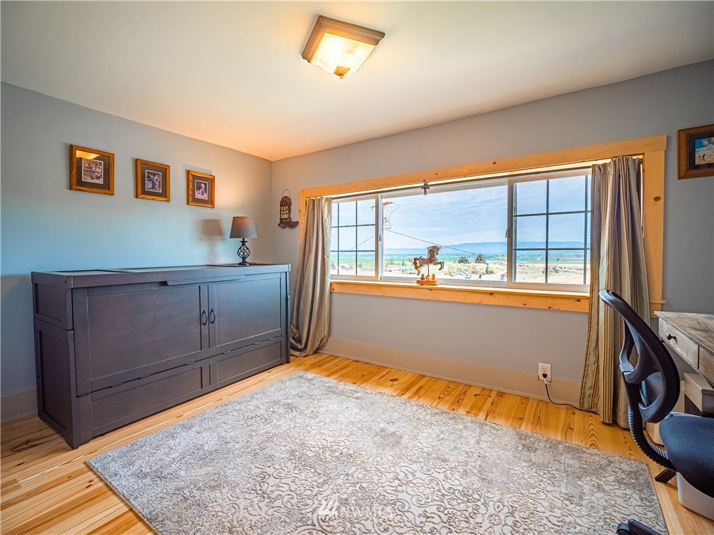 701 Perry Road Ellensburg, WA 98926 - Photo 12 of 40 Gallery Image 12