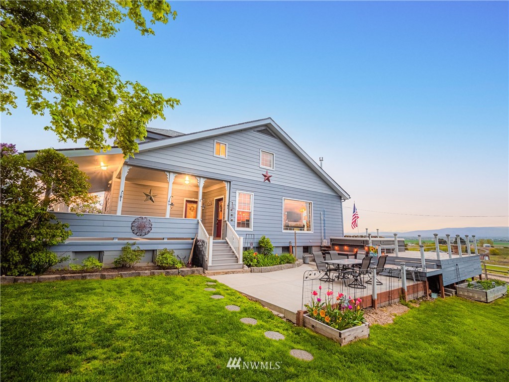 701 Perry Road Ellensburg, WA 98926 - Photo 4 of 40 Gallery Image 4
