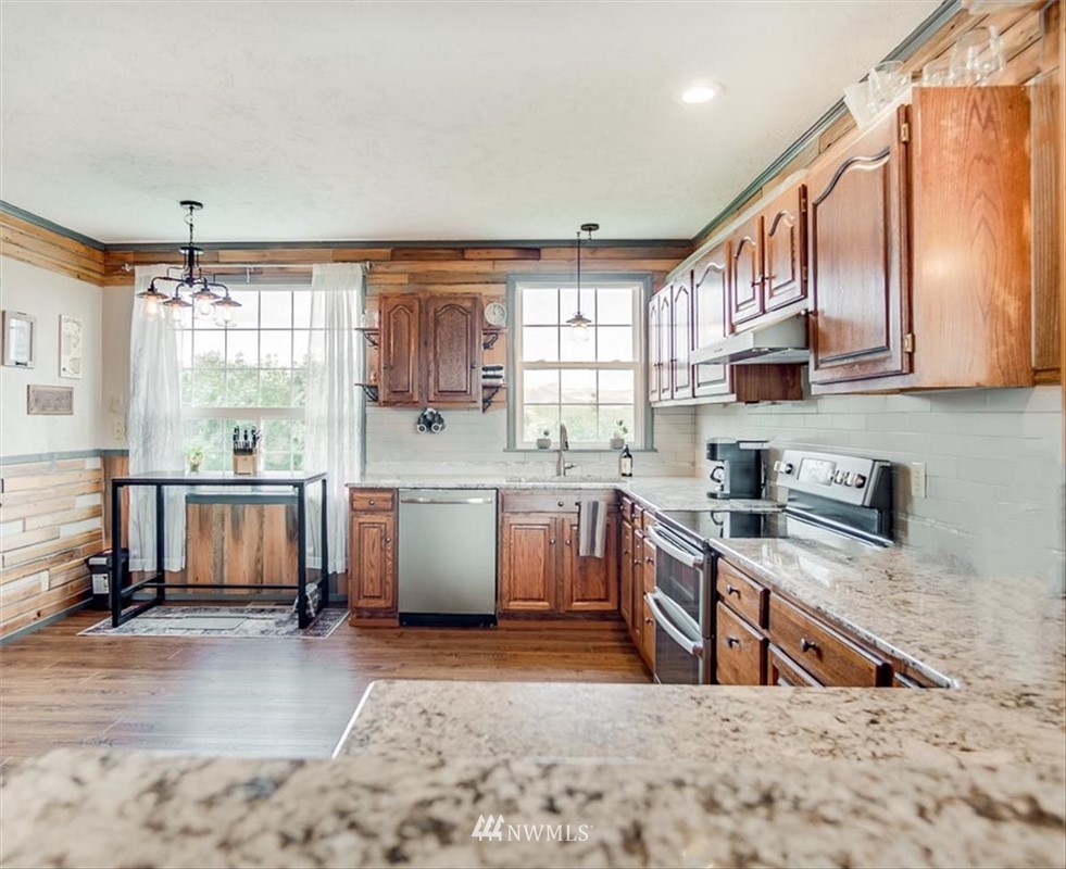 701 Perry Road Ellensburg, WA 98926 - Photo 5 of 40 Gallery Image 5