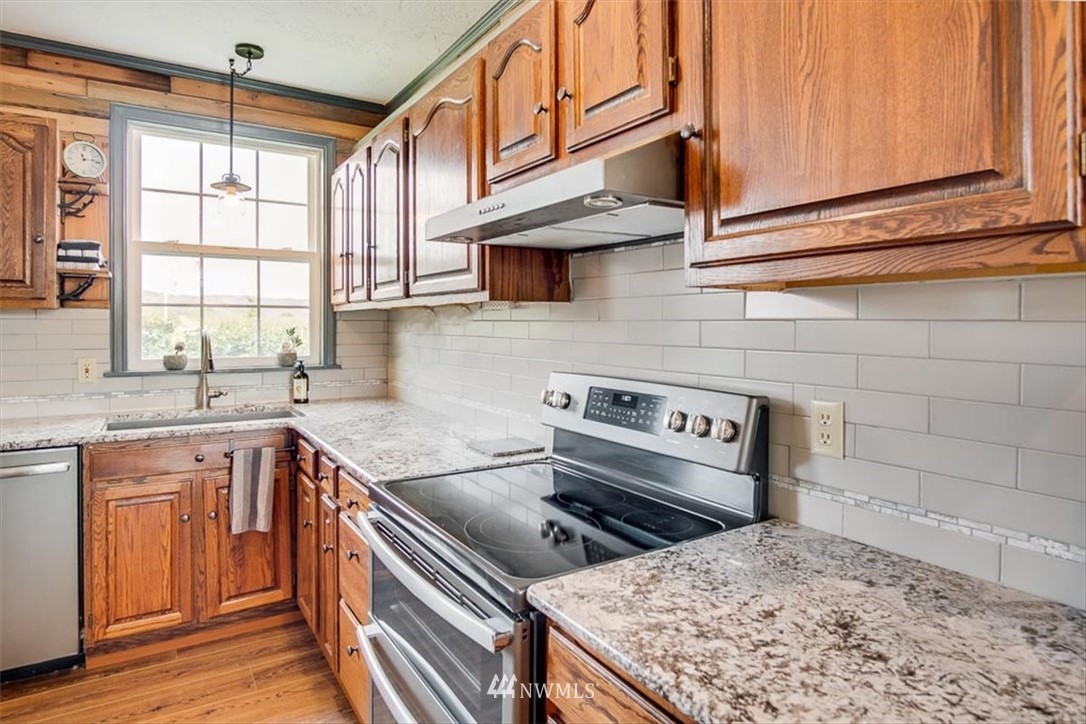 701 Perry Road Ellensburg, WA 98926 - Photo 7 of 40 Gallery Image 7