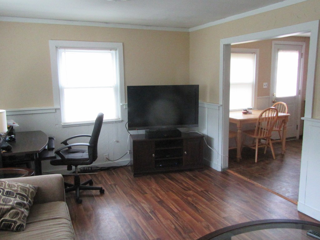 7 Bruce Street Springfield, MA 01119 - Photo 6 of 17