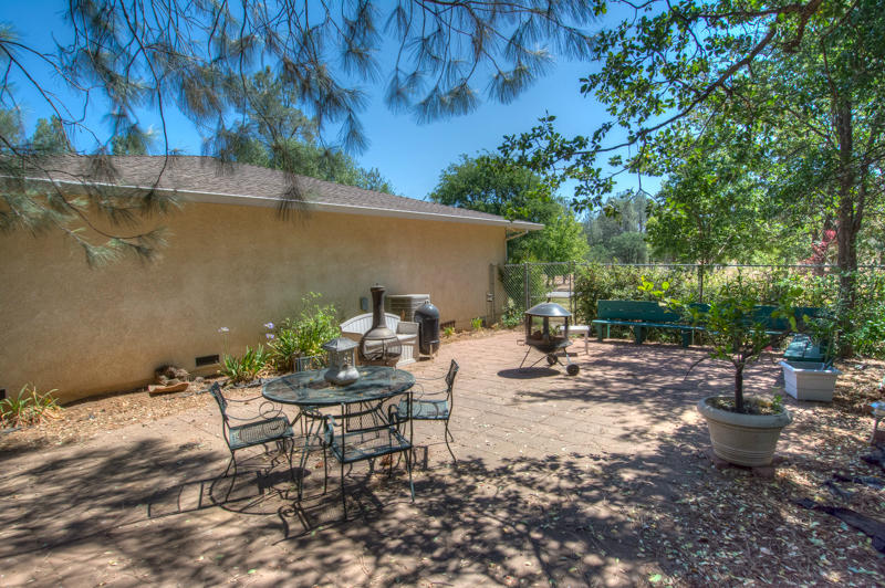 5114 Happy Valley Road Anderson, CA 96007 - Photo 20 of 27 happy valley-129 (800x532)