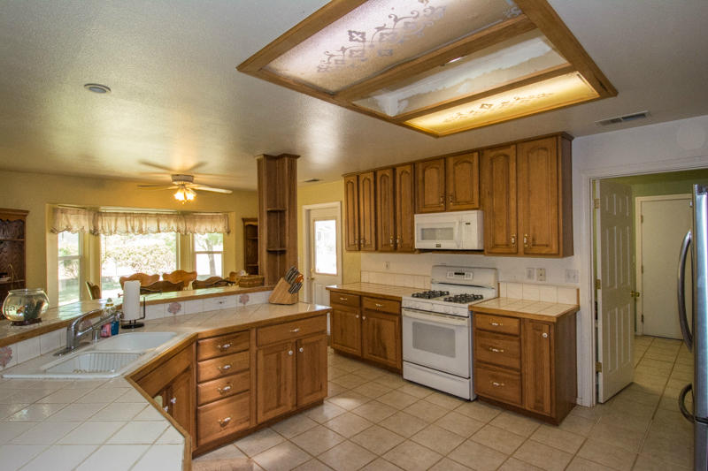 5114 Happy Valley Road Anderson, CA 96007 - Photo 9 of 27 happy valley-111 (800x533)