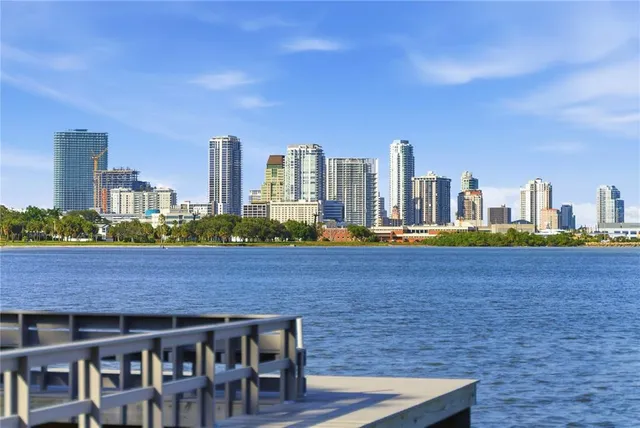 $7,500 | 377 22nd Avenue Southeast, St. Petersburg, FL 33705