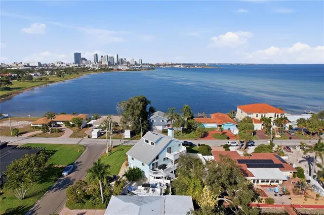 $7,500 | 377 22nd Avenue Southeast, St. Petersburg, FL 33705