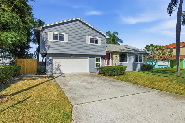 $7,500 | 377 22nd Avenue Southeast, St. Petersburg, FL 33705