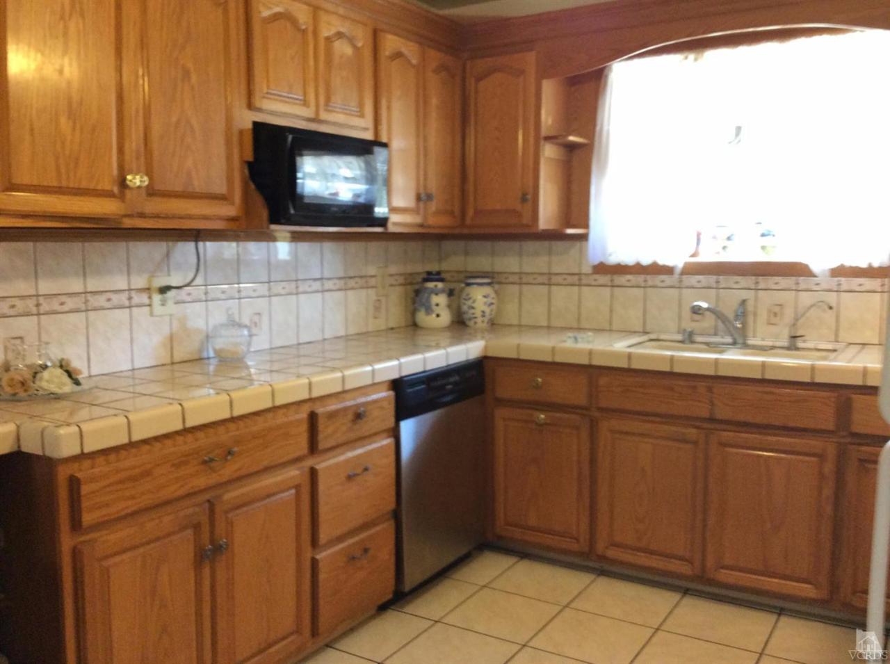 4202 Angela Street Simi Valley, CA 93063 - Photo 6 of 26 Additional Photo
