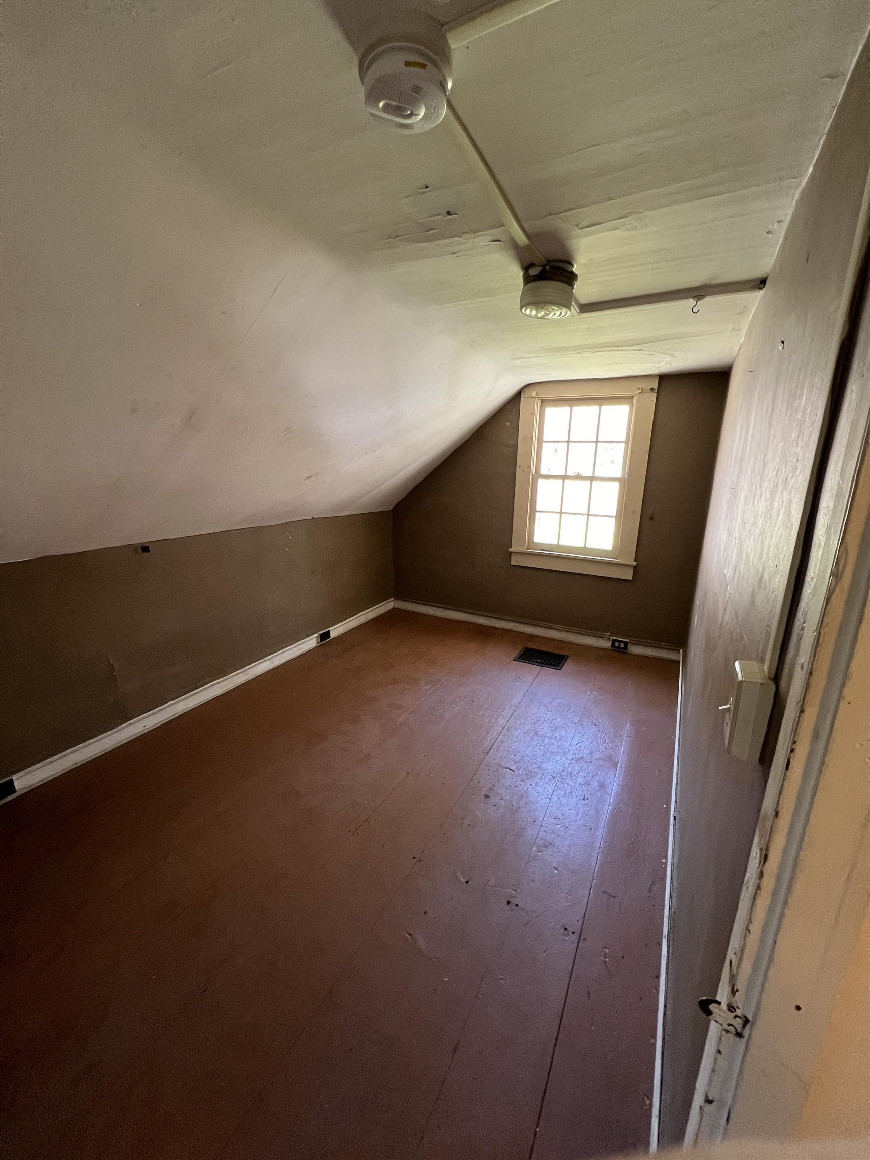 73 Newmarket Road Durham, NH 03824 - Photo 15 of 18