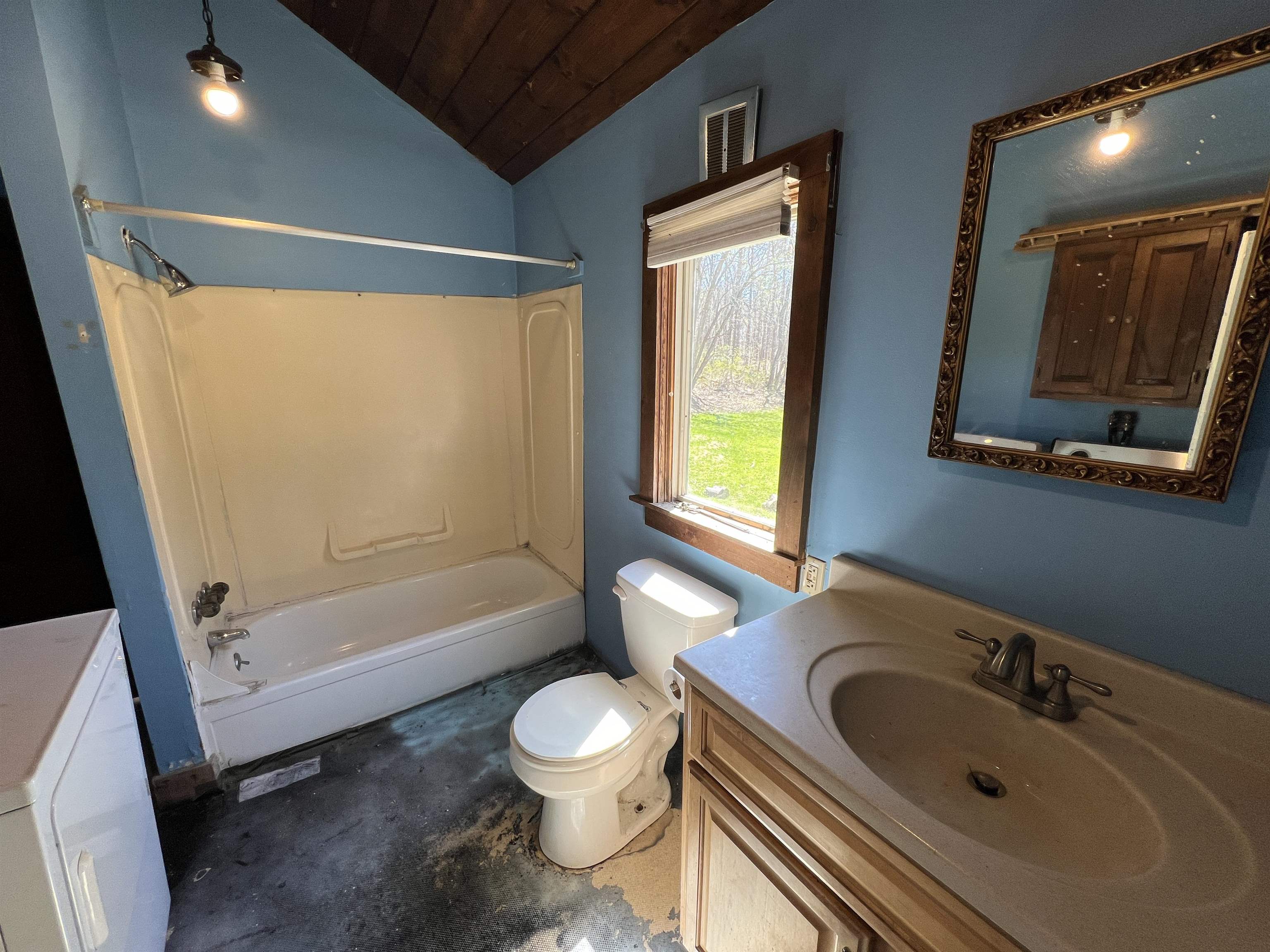 73 Newmarket Road Durham, NH 03824 - Photo 17 of 18