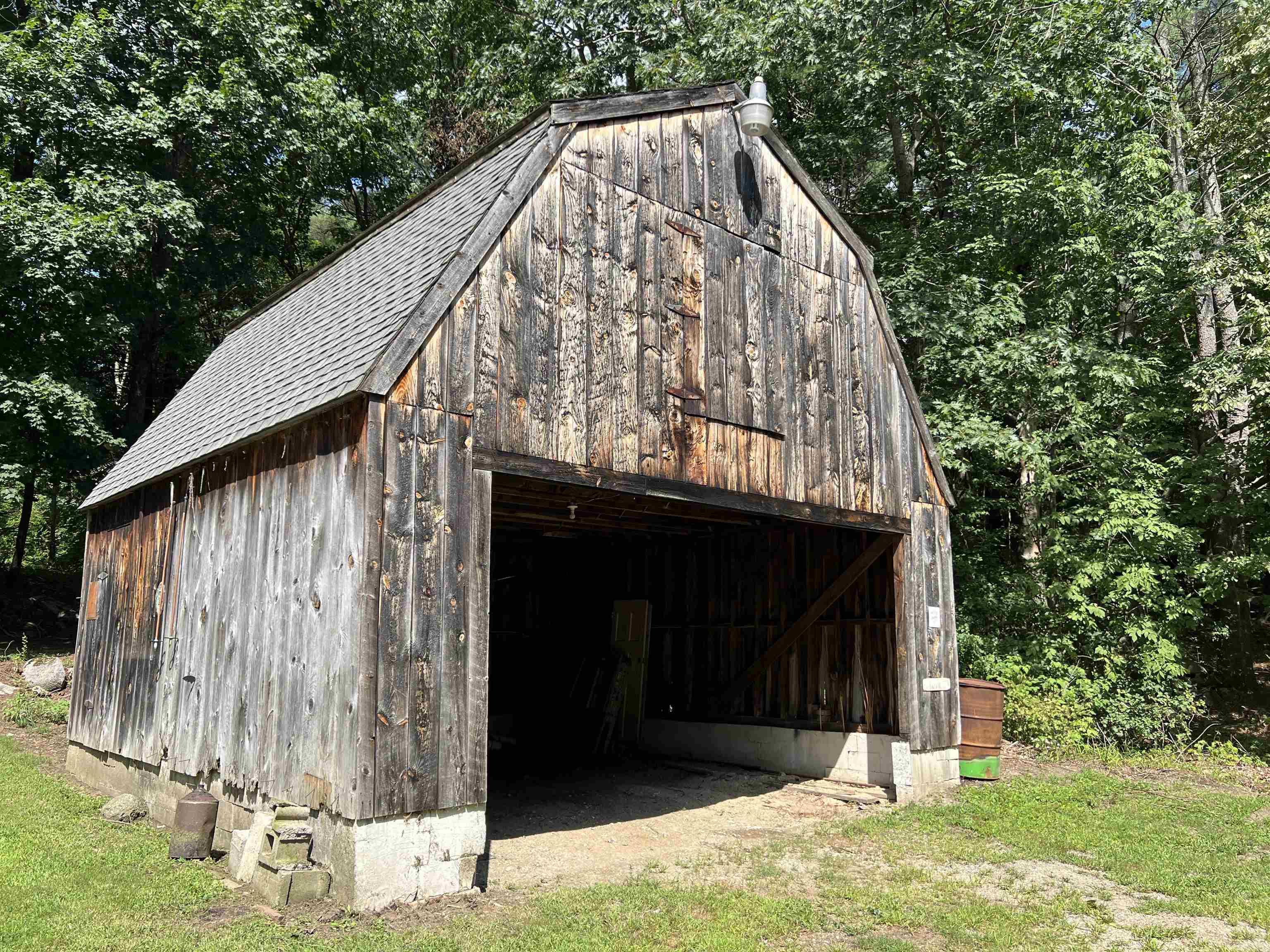73 Newmarket Road Durham, NH 03824 - Photo 3 of 18