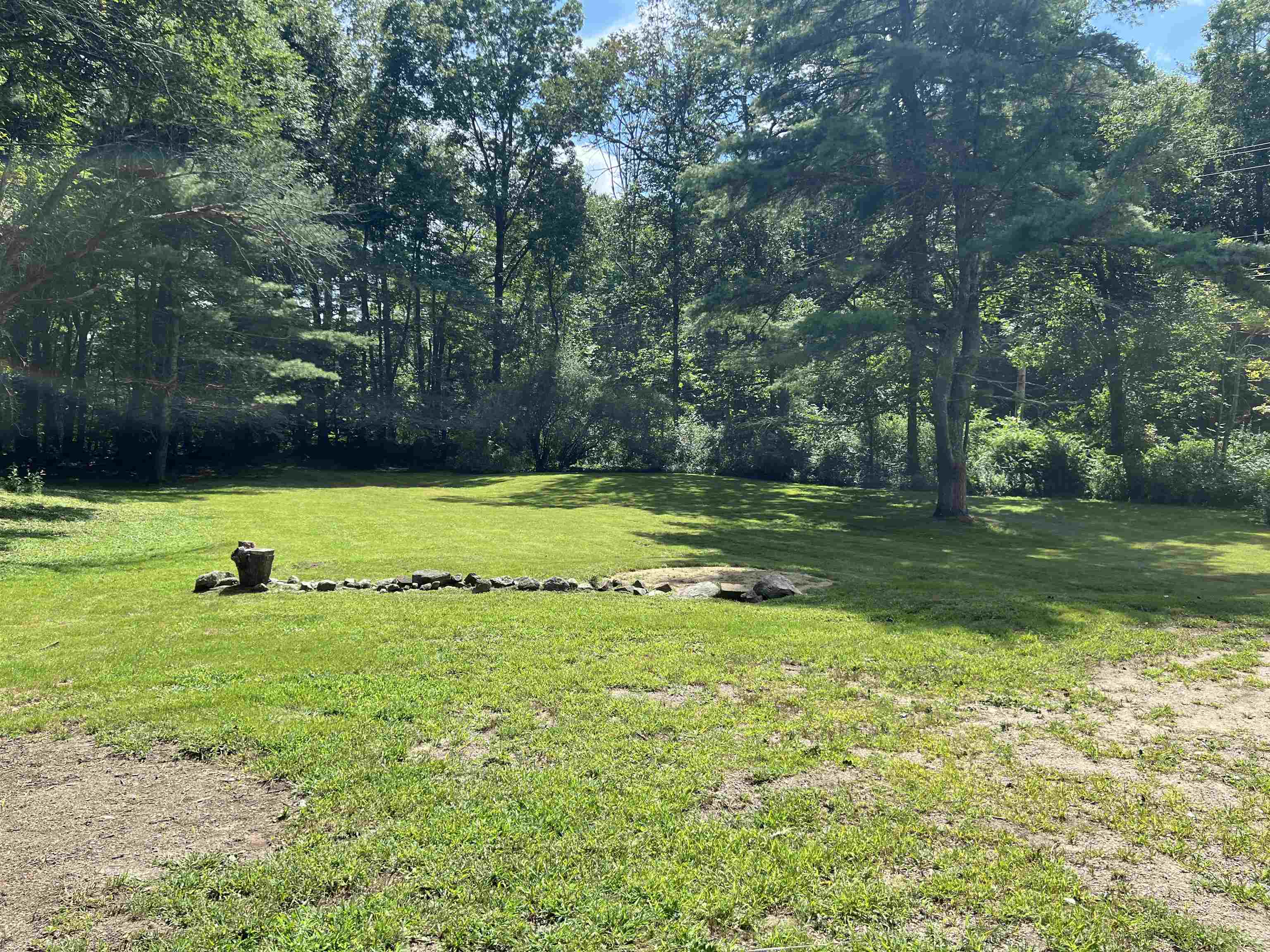 73 Newmarket Road Durham, NH 03824 - Photo 4 of 18