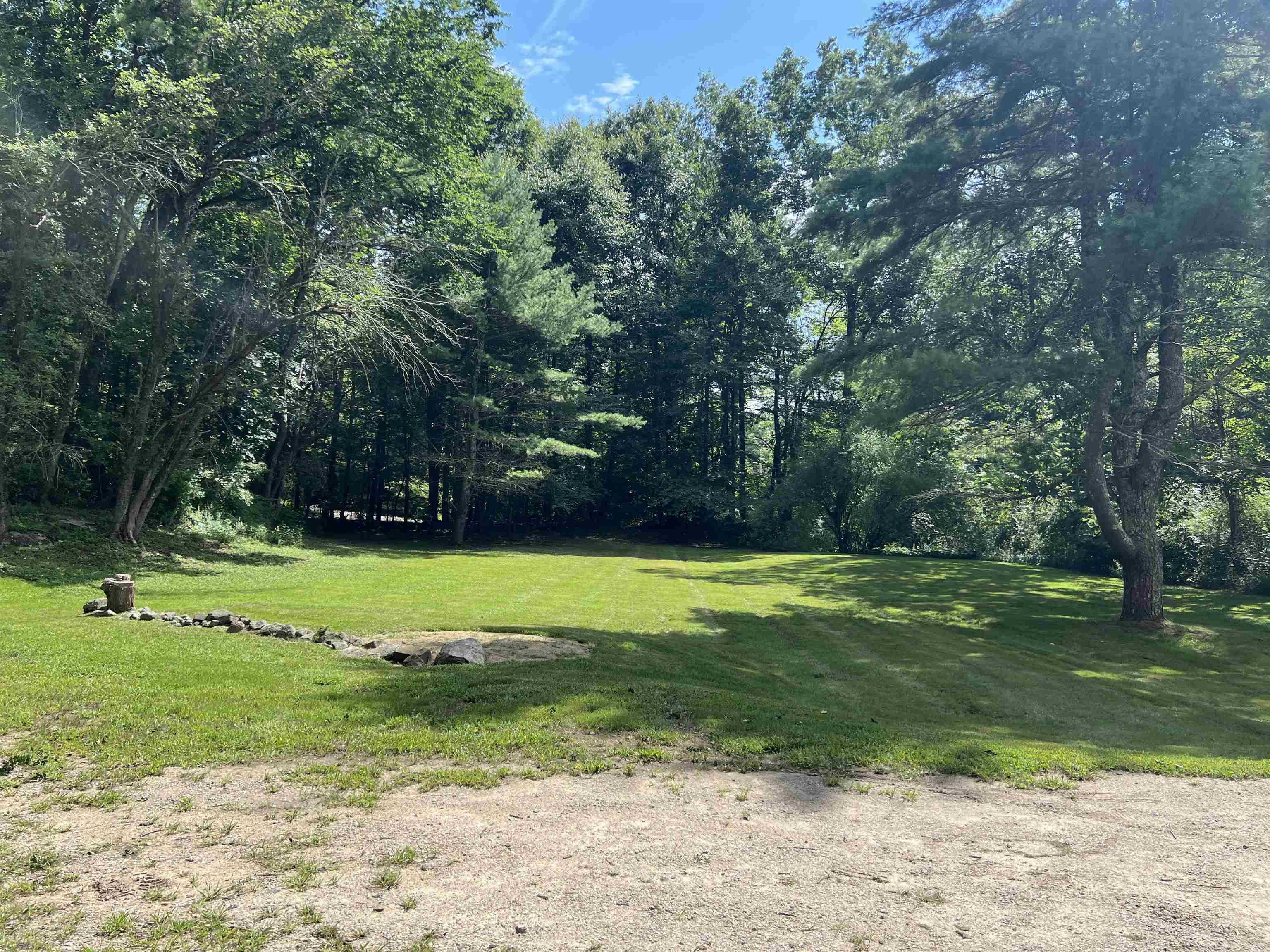 73 Newmarket Road Durham, NH 03824 - Photo 5 of 18