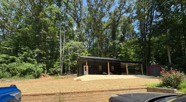 $360,000 | 9056 Taylor Cemetery Road, Lyles, TN 37098