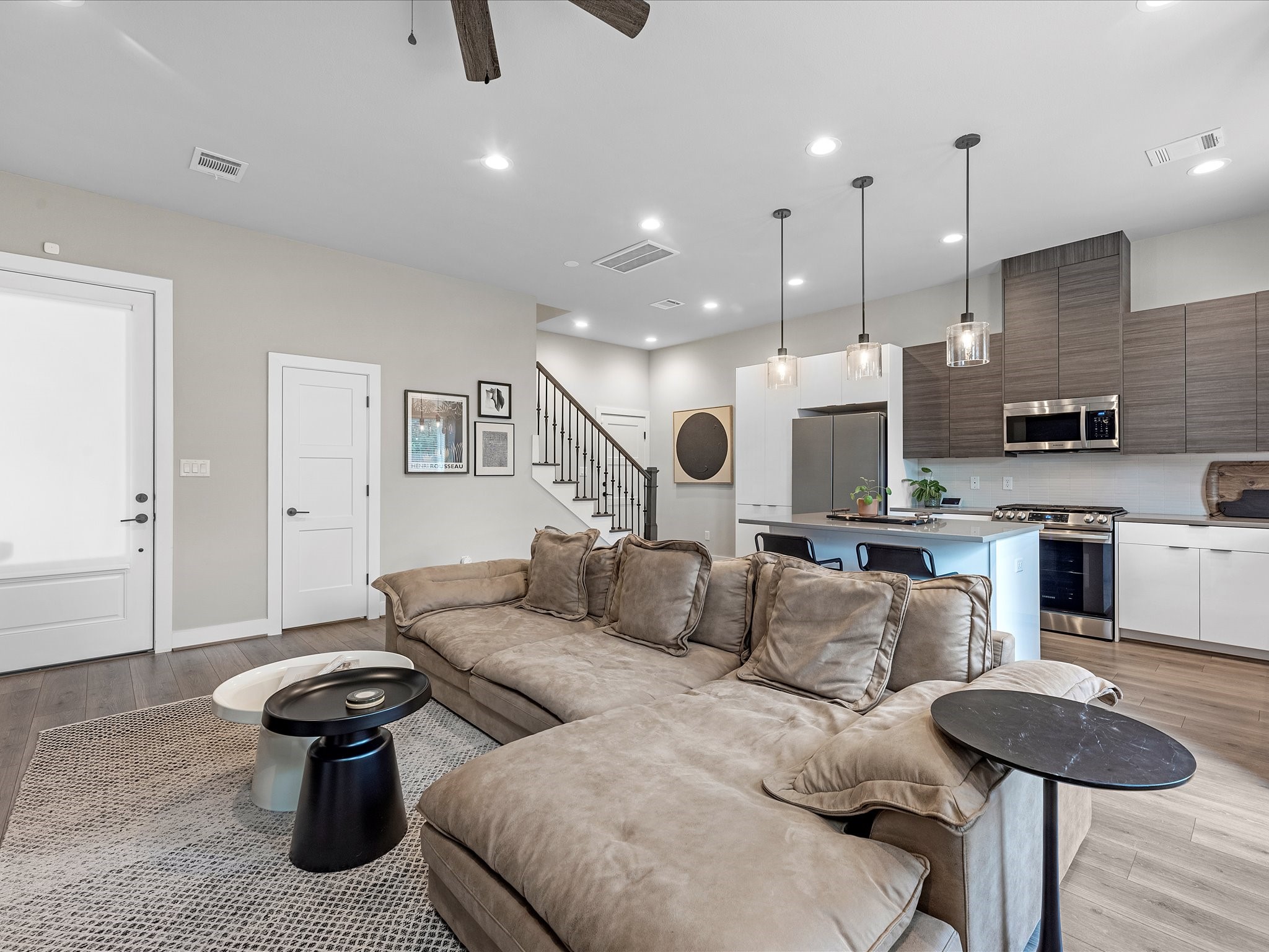 307 Charlock Street Houston, TX 77022 - Photo 8 of 17 This bright, open-concept kitchen is perfect for entertaining, allowing you to cook while staying connected with friends and family.
