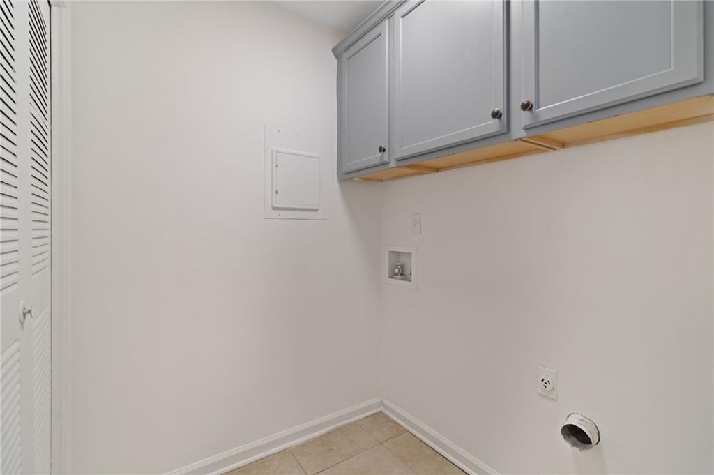 1382 Branch Drive Tucker, GA 30084 - Photo 11 of 29 a close up of a wall