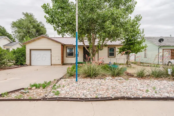 $159,900 | 1413 Fox Avenue, Dumas, TX 79029