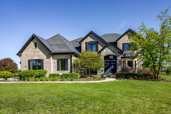 $1,299,000 | 23296 Sunburst Point, Frankfort, IL 60423