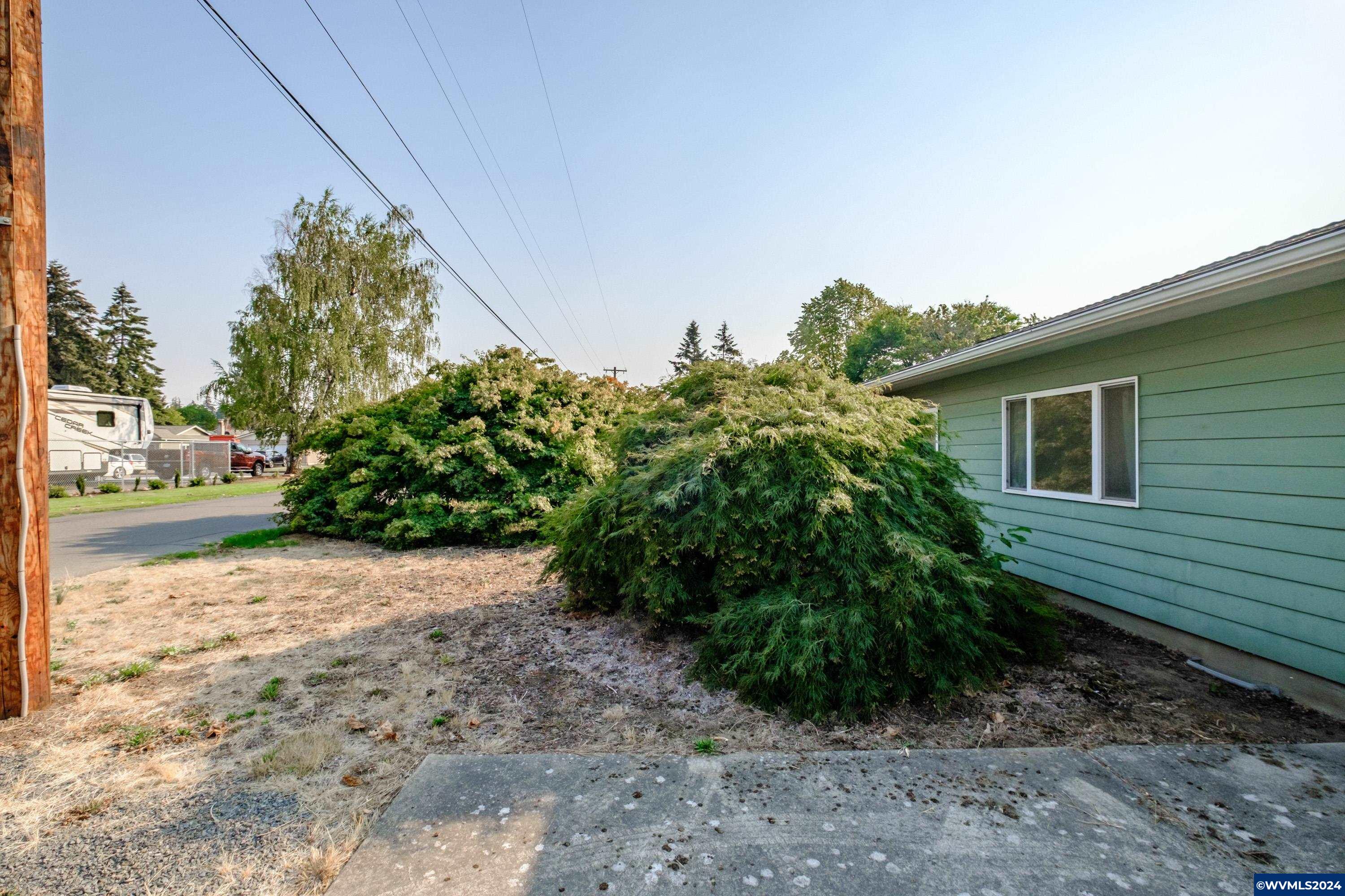 4045 Schafer Road Northeast Salem, OR 97305 - Photo 2 of 38