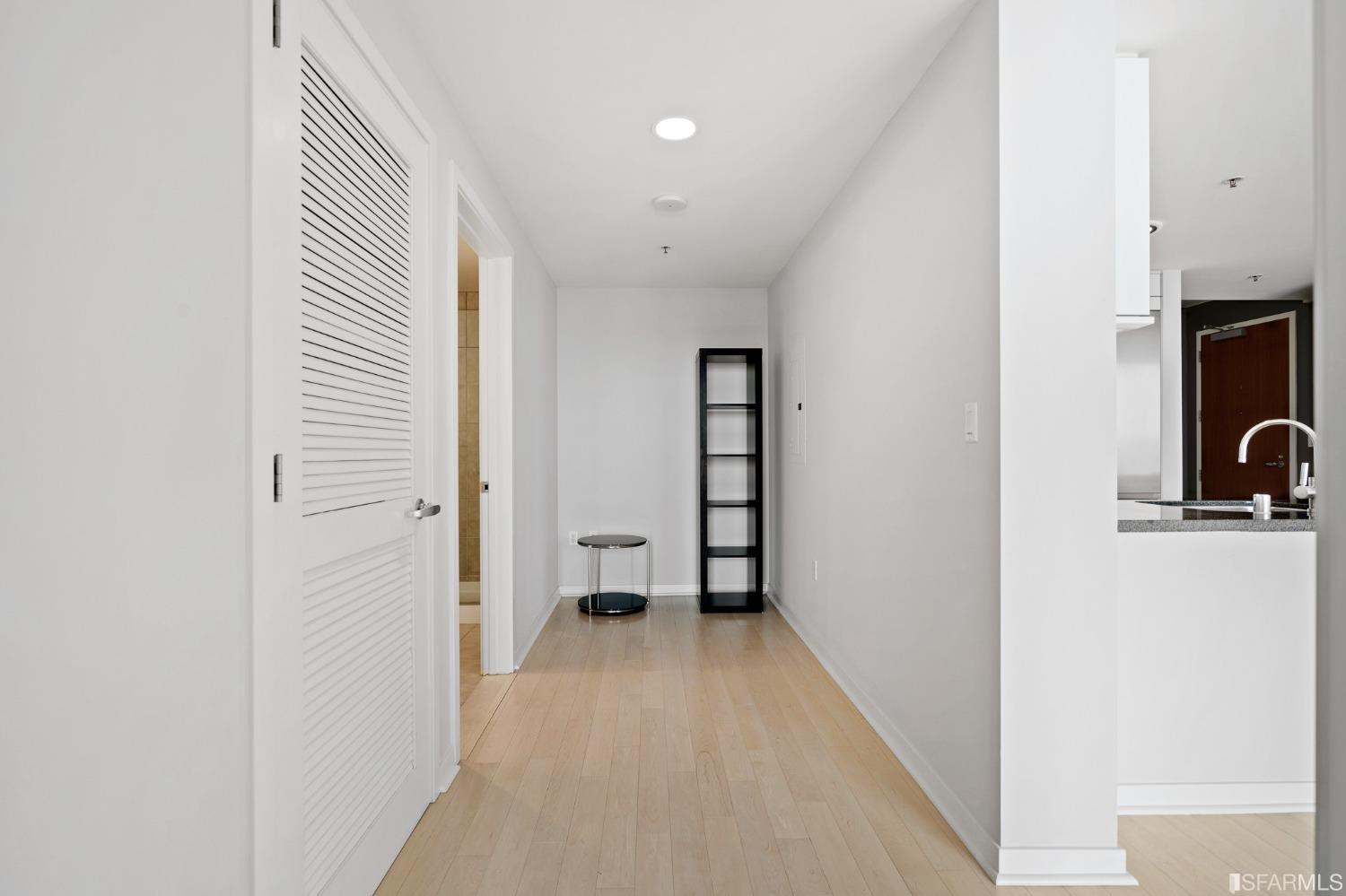 301 Main Street, Unit 17E San Francisco, CA 94105 - Photo 10 of 22 wooden floor in a gallery