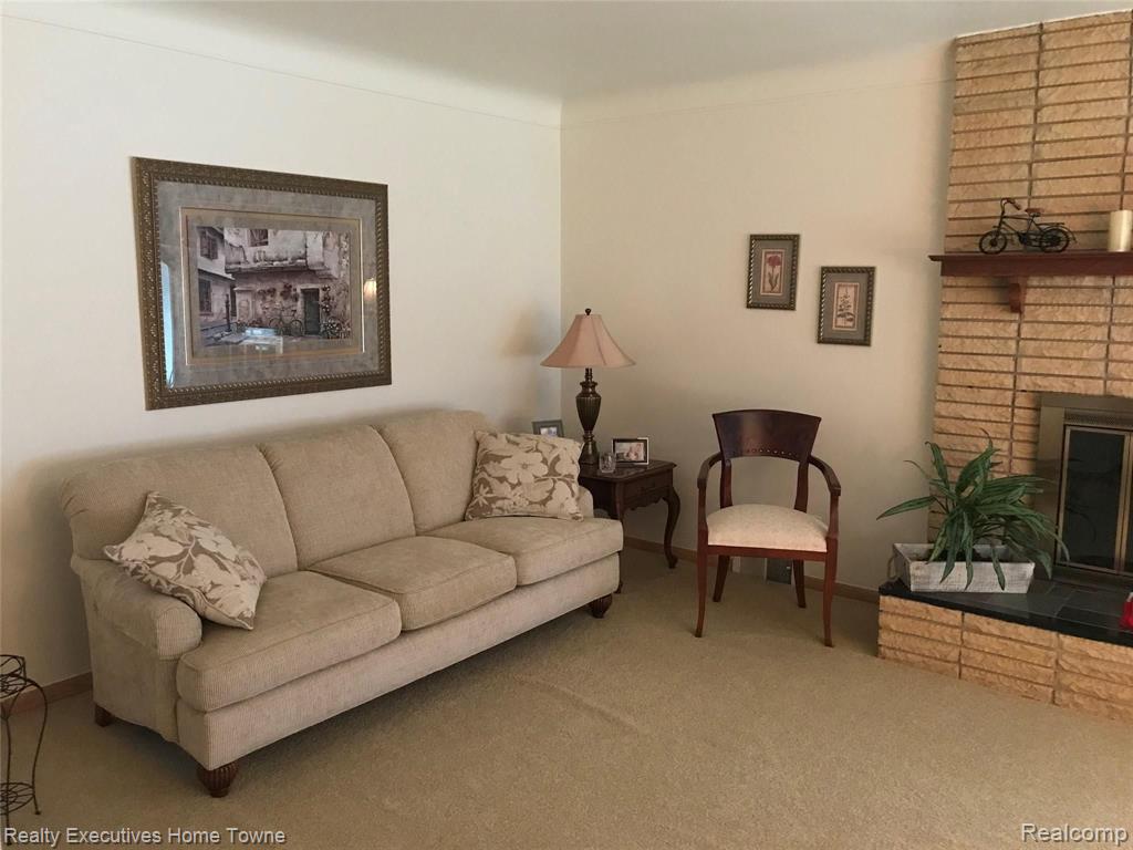 34040 Mulvey Road Fraser, MI 48026 - Photo 5 of 20