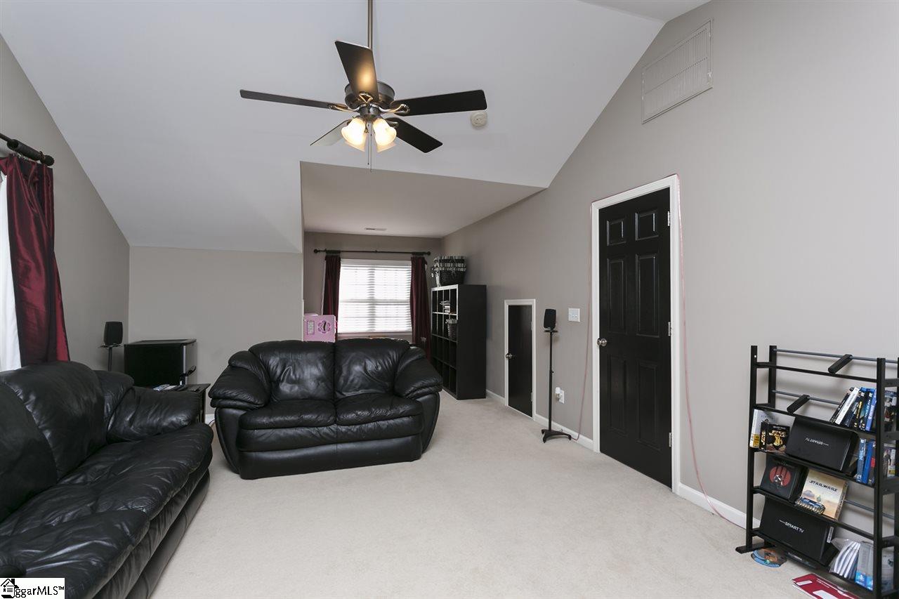 511 Ambling Way Duncan, SC 29334 - Photo 19 of 29 Gallery Image 19