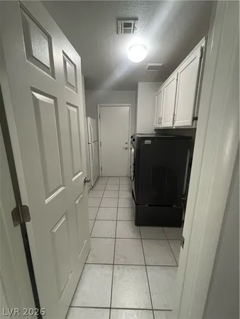 $2,595 | 5301 Sly Fox Court, Las Vegas, NV 89130