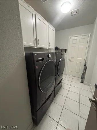 $2,595 | 5301 Sly Fox Court, Las Vegas, NV 89130
