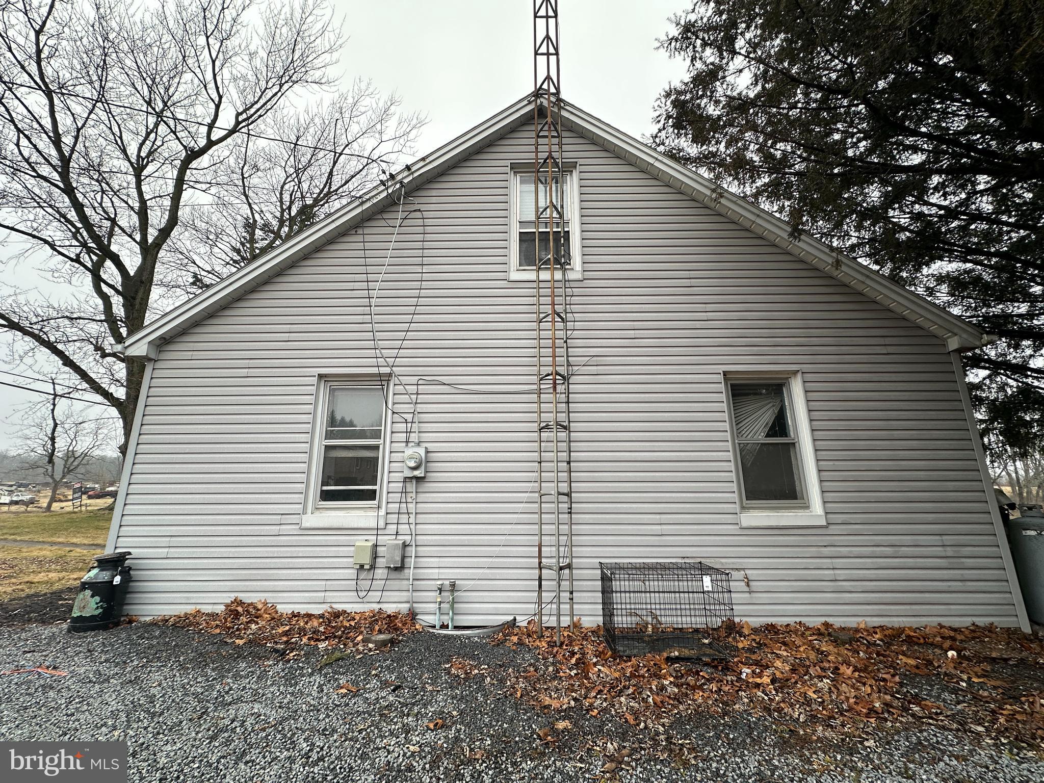 4811 Church Road Chambersburg, PA 17202 - Photo 5 of 70