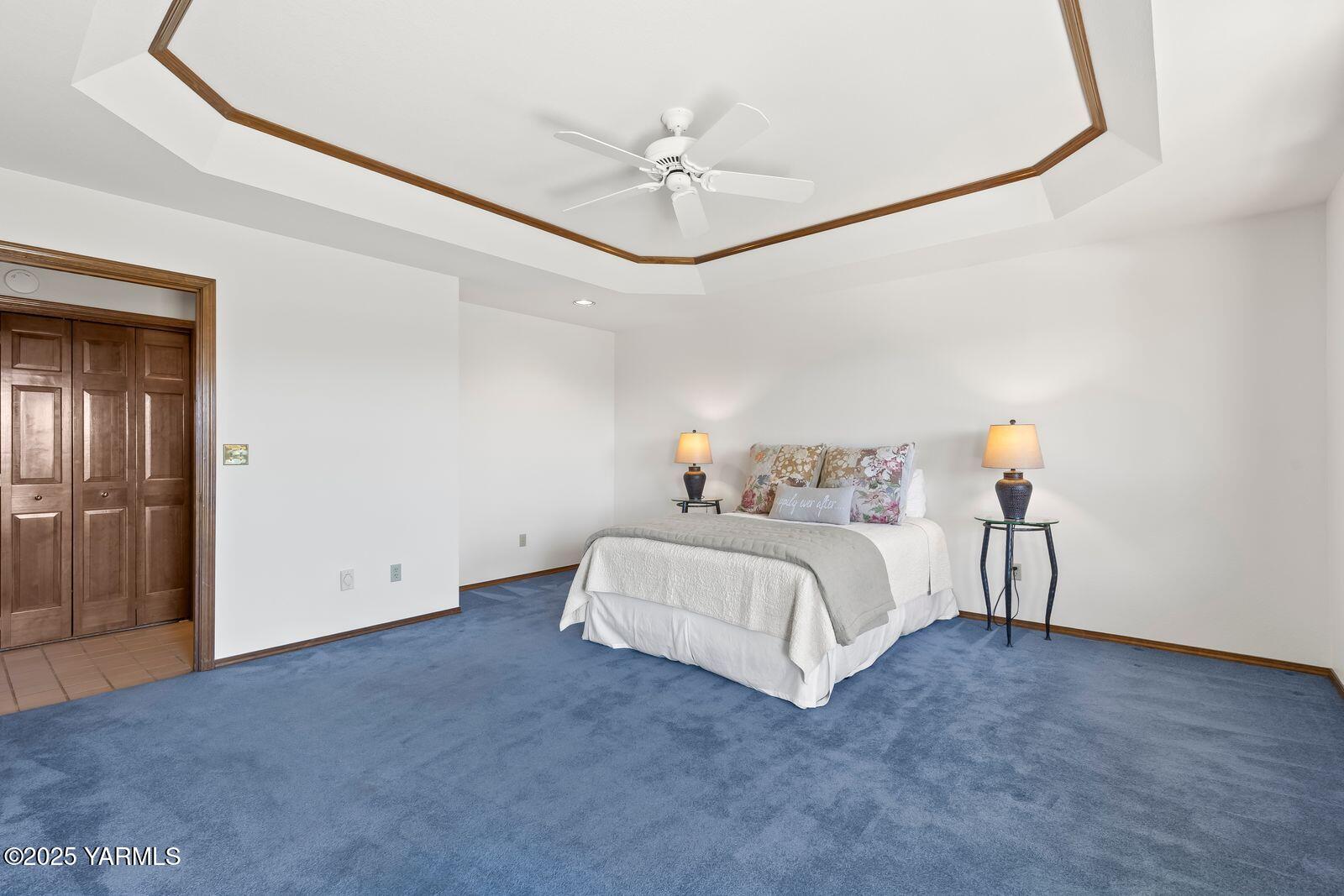 720 Country Club Drive Yakima, WA 98901 - Photo 34 of 48 36- Primary Bedroom