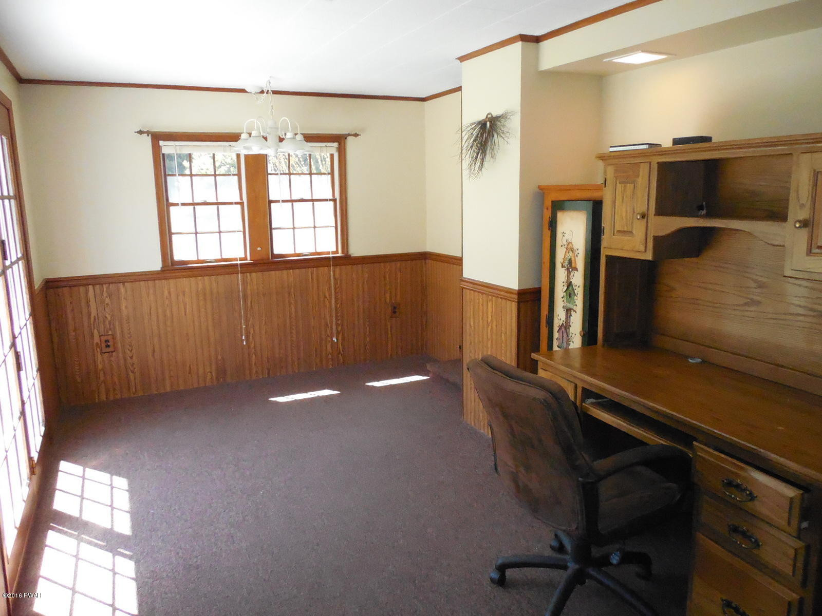360 Honesdale Road Waymart, PA 18472 - Photo 15 of 33 Den