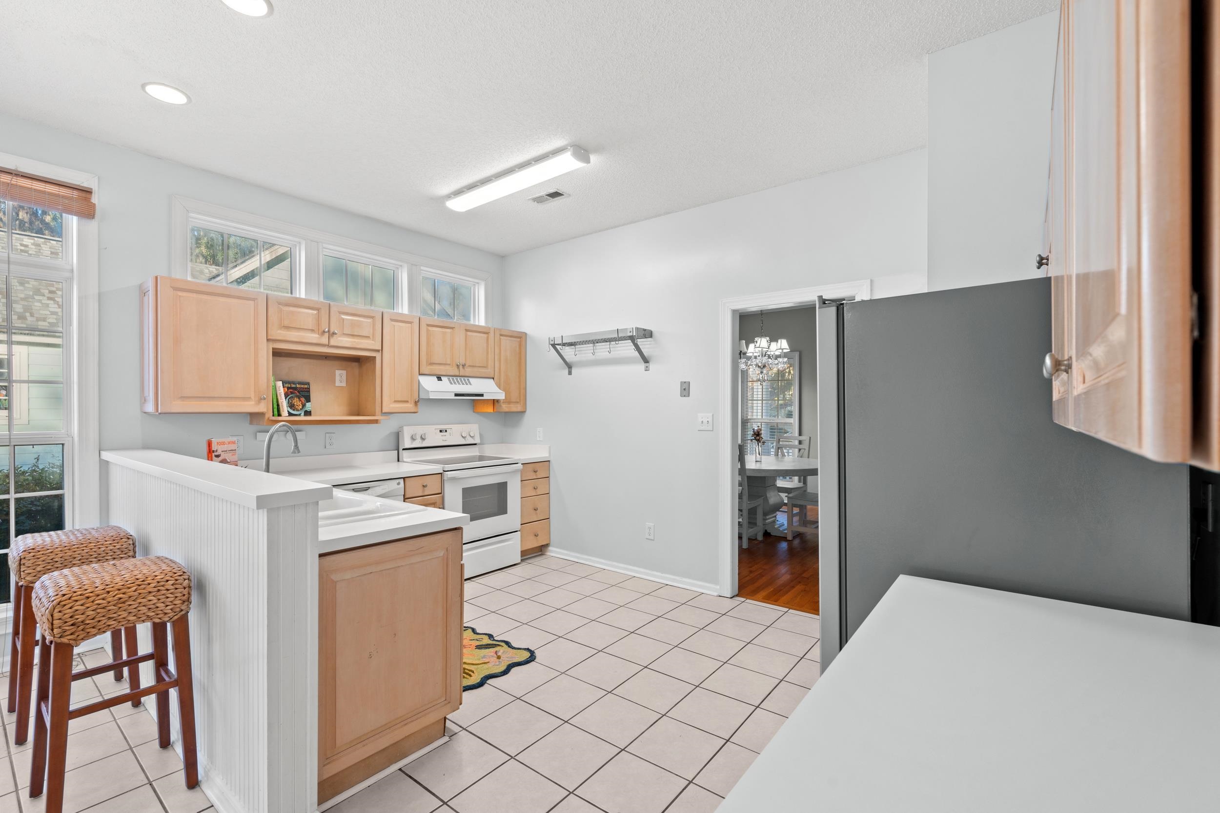 119 Berry Tree Drive Pawleys Island, SC 29585 - Photo 9 of 29