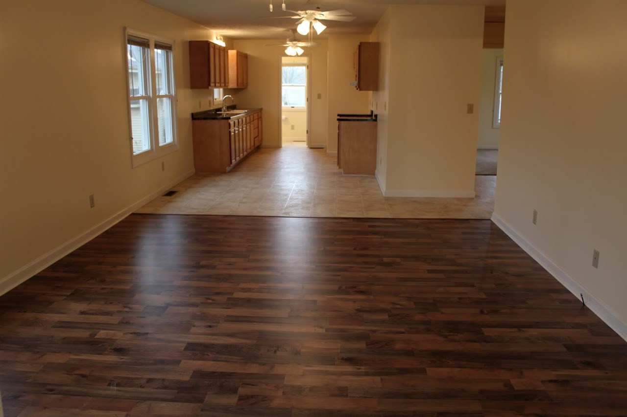 1319 R Street Bedford, IN 47421 - Photo 2 of 18 Gallery Image 2