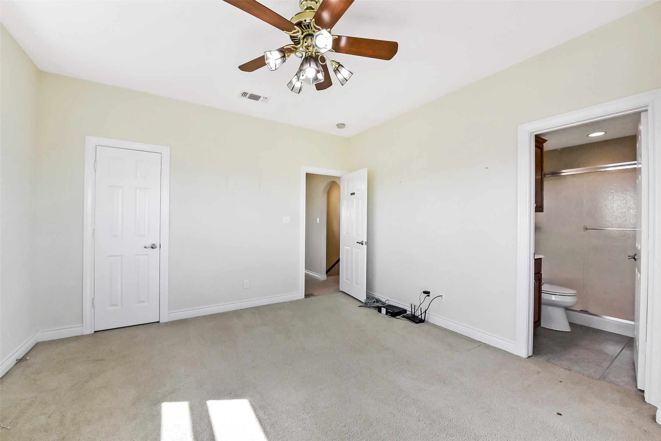 1 Loggerhead Hitchcock, TX 77563 - Photo 30 of 49 a view of an empty room