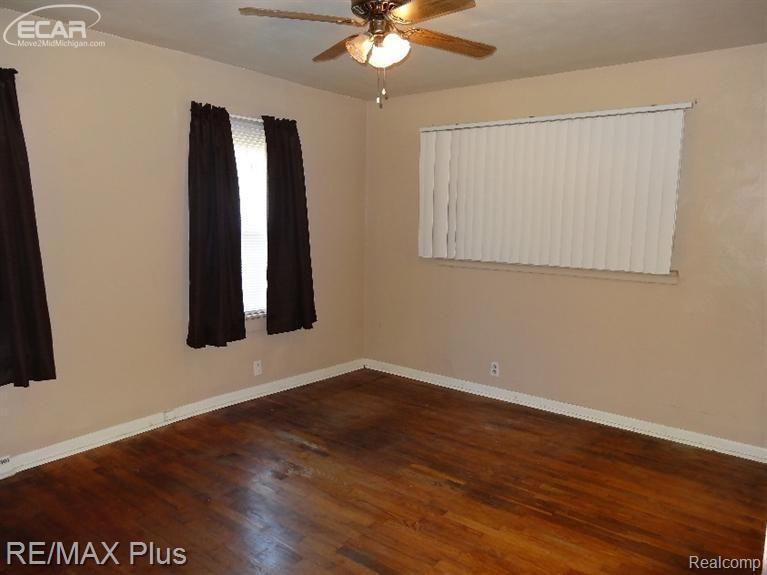 7409 North Bray Road Mount Morris, MI 48458 - Photo 6 of 12 7409 Bray - 5.jpg