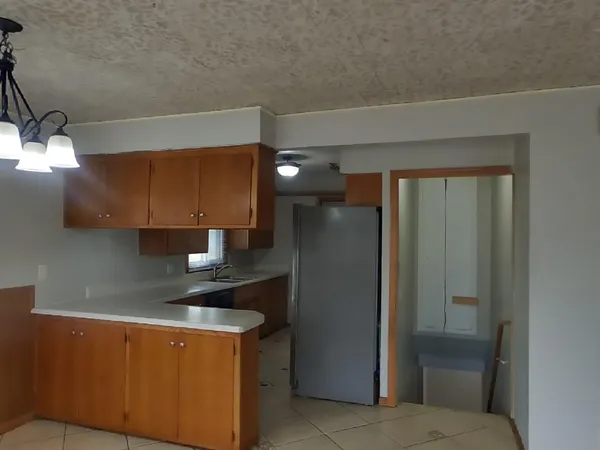 $2,719 | 1633 Sherwood Avenue, St. Paul, MN 55106