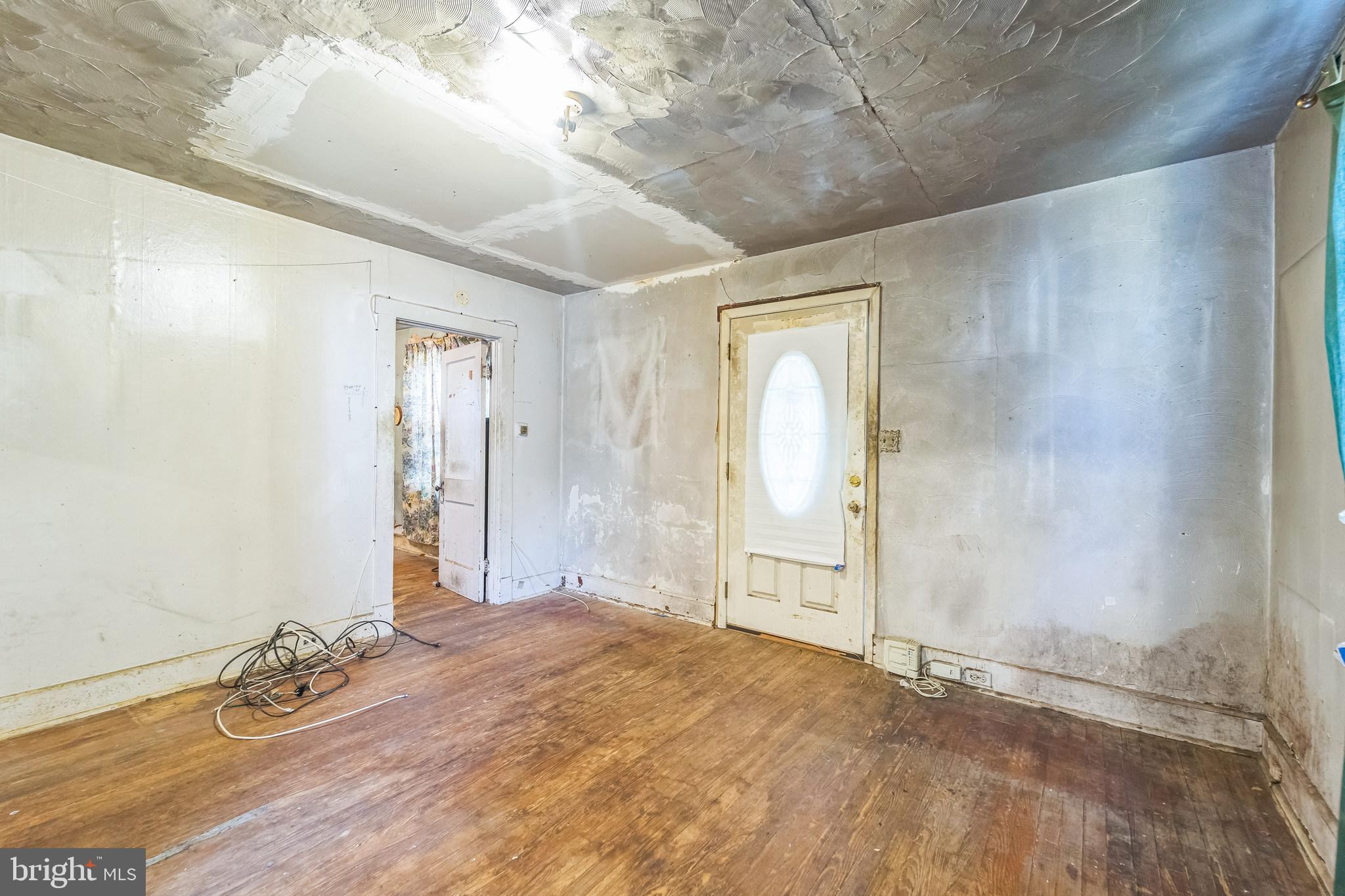 912 Windsor Avenue Annapolis, MD 21403 - Photo 4 of 29 a bathroom with a granite countertop sink and shower
