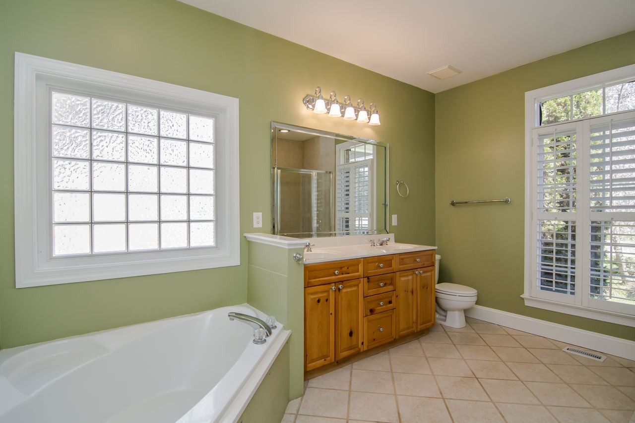 3009 Windberry Street Raleigh, NC 27612 - Photo 16 of 30 Master Bathroom