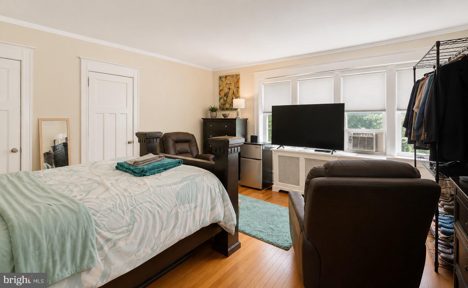 1209 Lenox Road Jenkintown, PA 19046 - Photo 18 of 45 Cozy retreat with natural light.