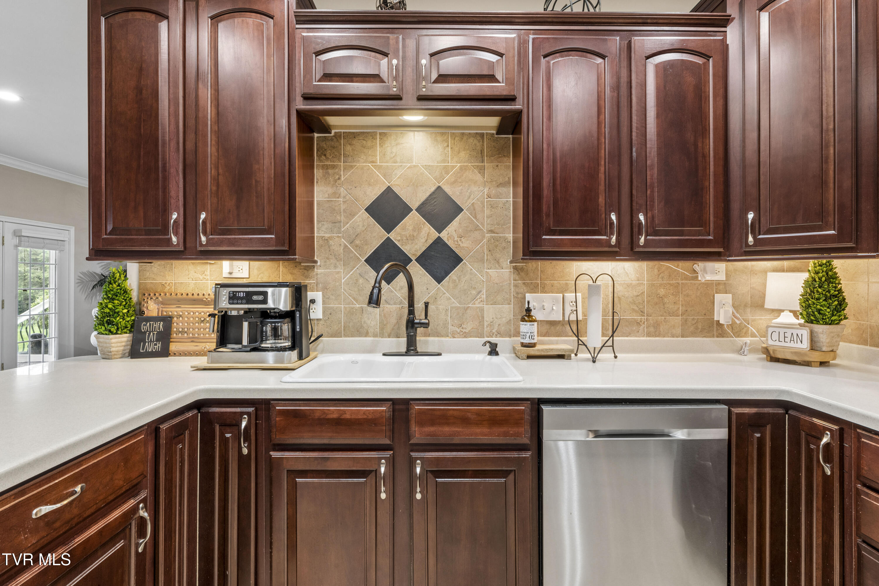 13 East Ridgefield Court Greeneville, TN 37745 - Photo 22 of 73 EeastFRidgefield-13