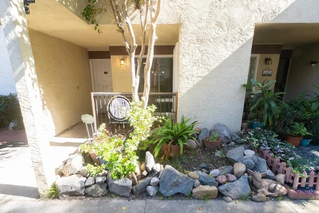 $385,000 | 745 East Bradley Avenue, Unit 11, El Cajon, CA 92021
